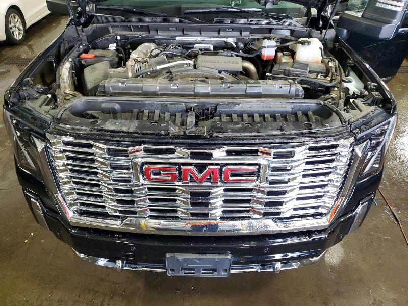 2024 GMC Sierra K2500 Denali