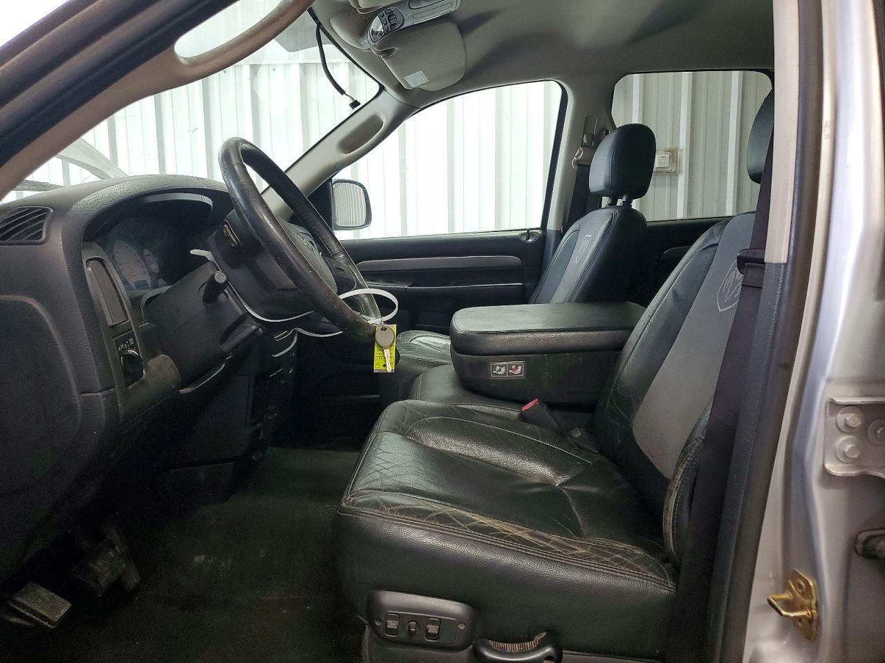 2004 Dodge RAM 2500 ST