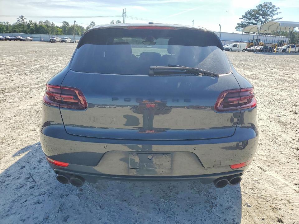 2017 Porsche Macan gts