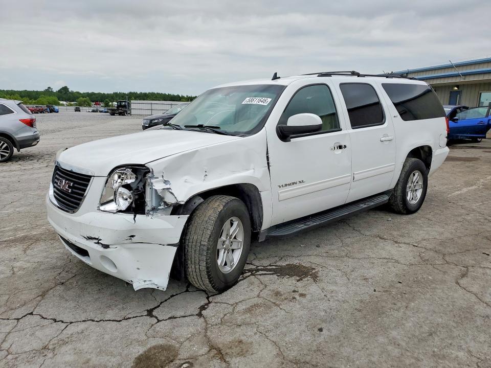 2011 GMC Yukon xl C1500 slt