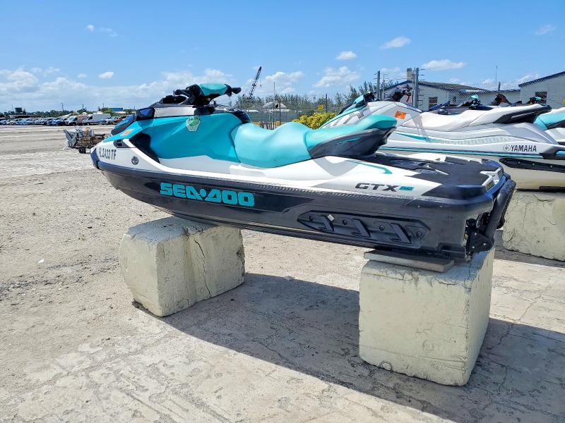 2022 Sea-Doo Jetski