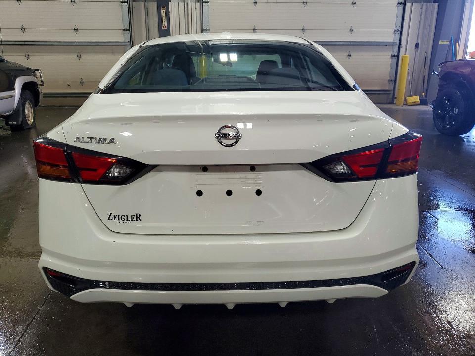 2020 Nissan Altima s