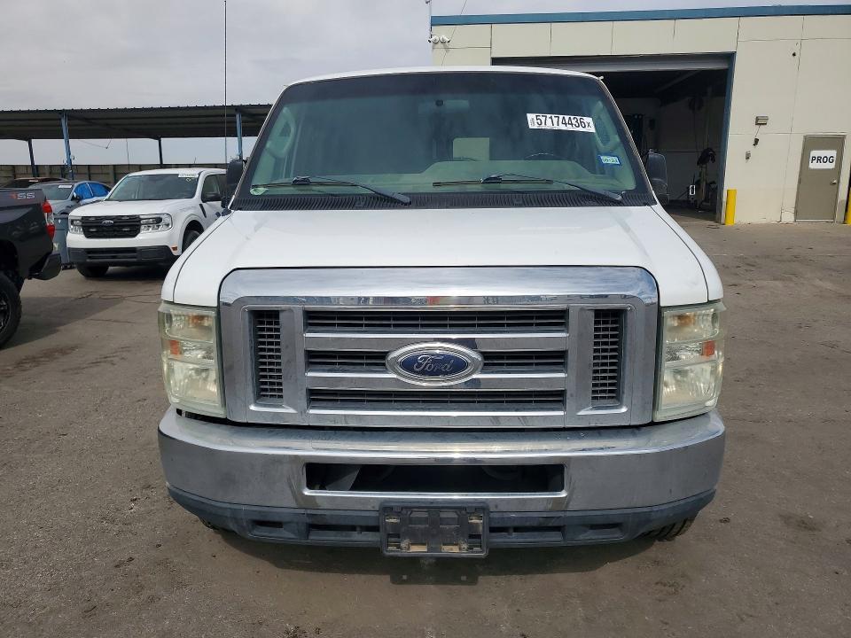2009 Ford Econoline E350 Super Duty Wagon