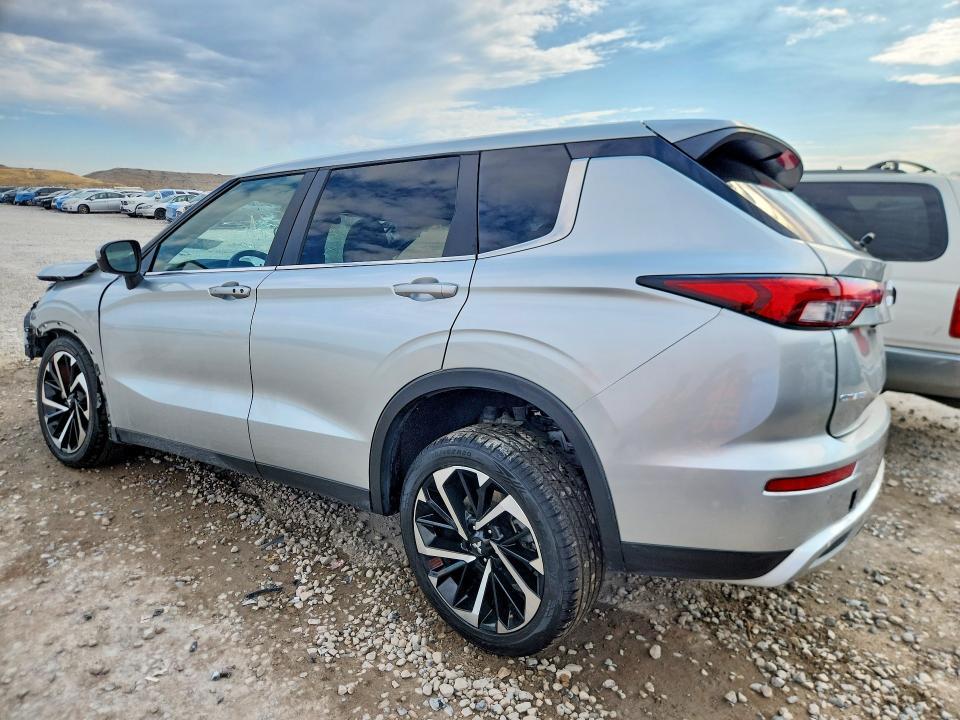 2024 Mitsubishi Outlander se
