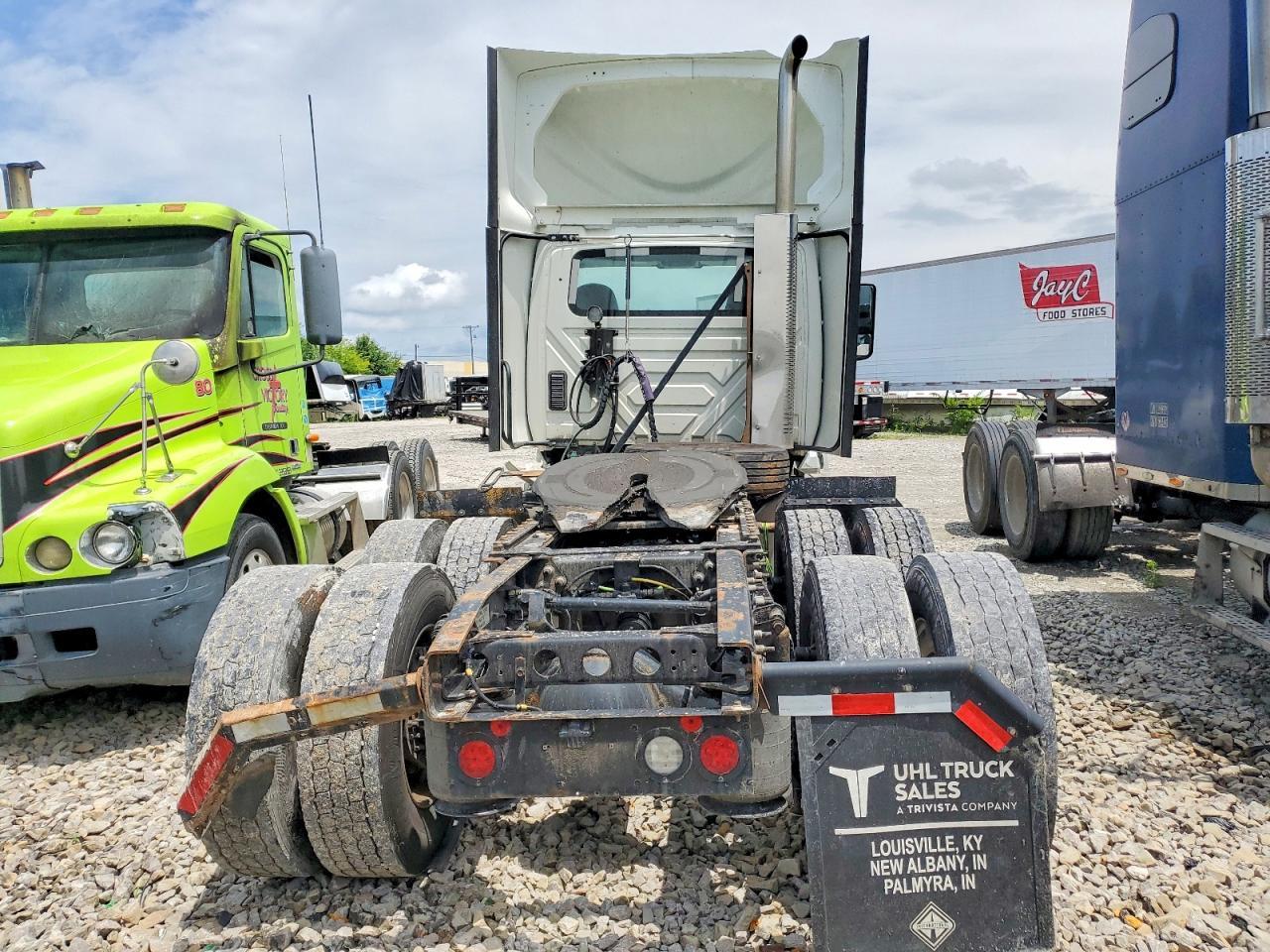 2021 International LT625