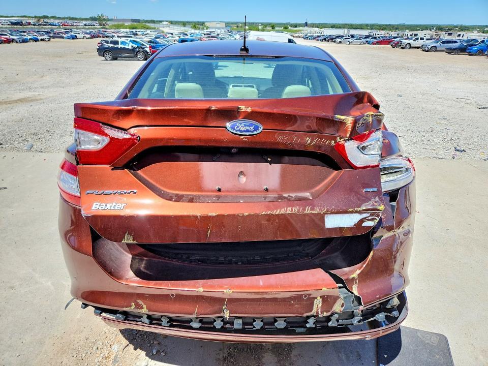 2016 Ford Fusion se
