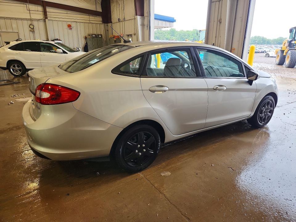 2013 Ford Fiesta s