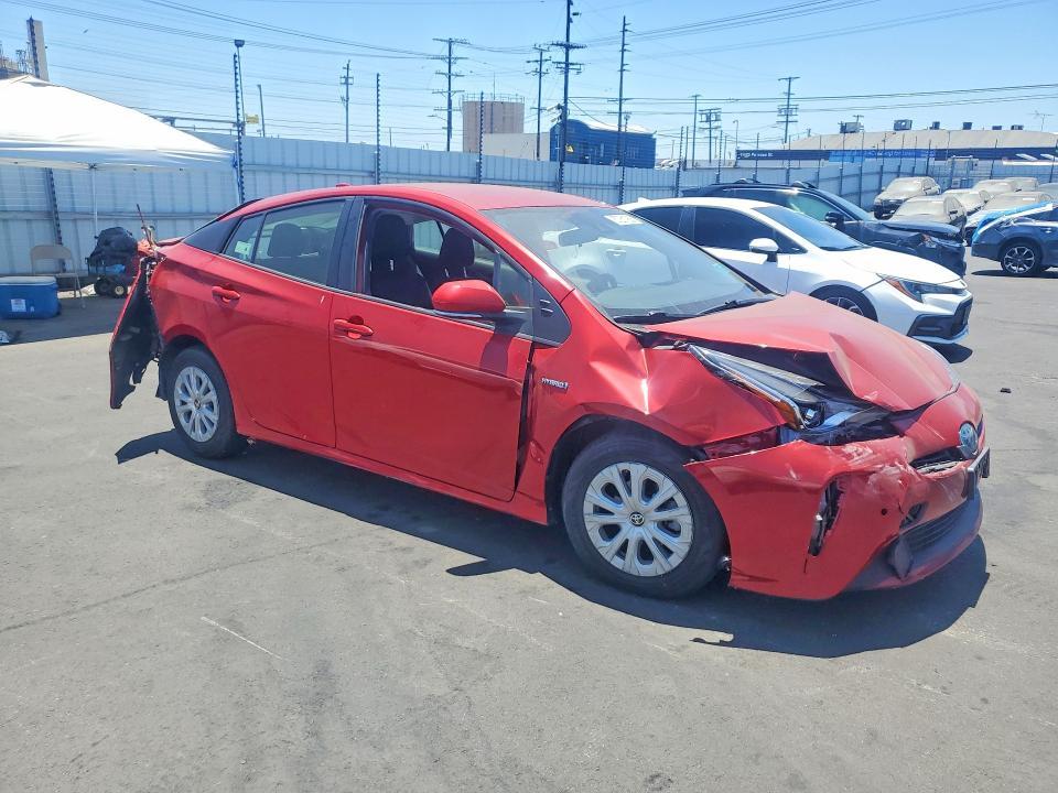 2021 Toyota Prius le