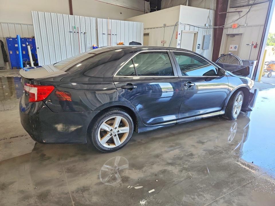 2013 Toyota Camry se