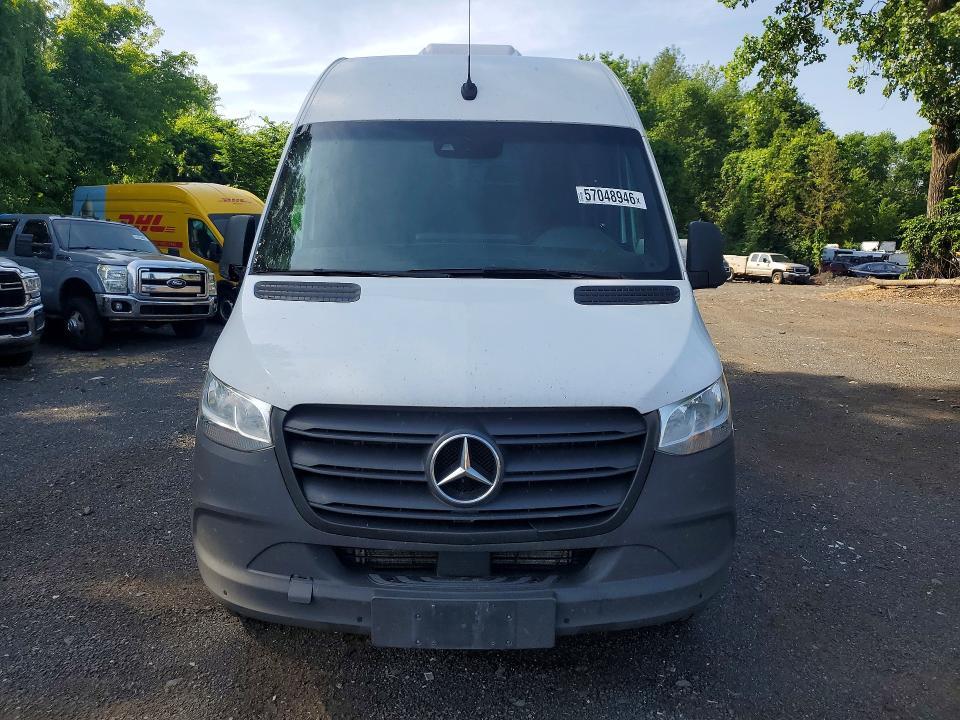 2024 Mercedes-Benz 2024 Mercedes Benz Sprinter 2500 Delivery van