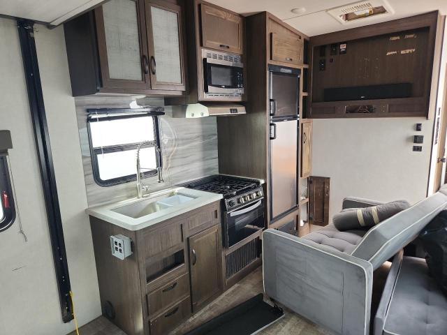 2020 Winnibago Spyder Camper