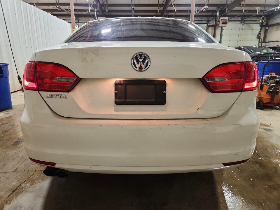 2013 Volkswagen Jetta Base