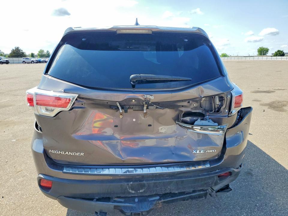 2016 Toyota Highlander xle
