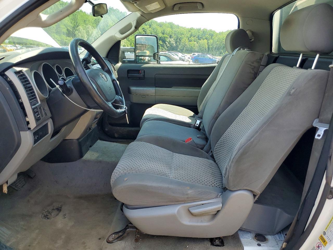 2010 Toyota Tundra Grade
