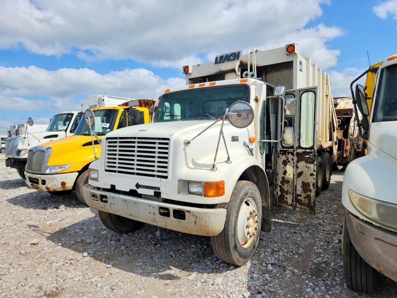 1998 International 4900 Refuse Truck