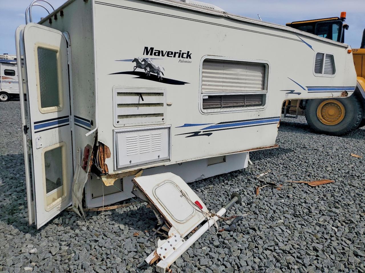 2005 Vanguard Maverick Camper