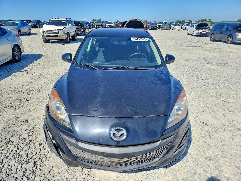2011 Mazda 3 I