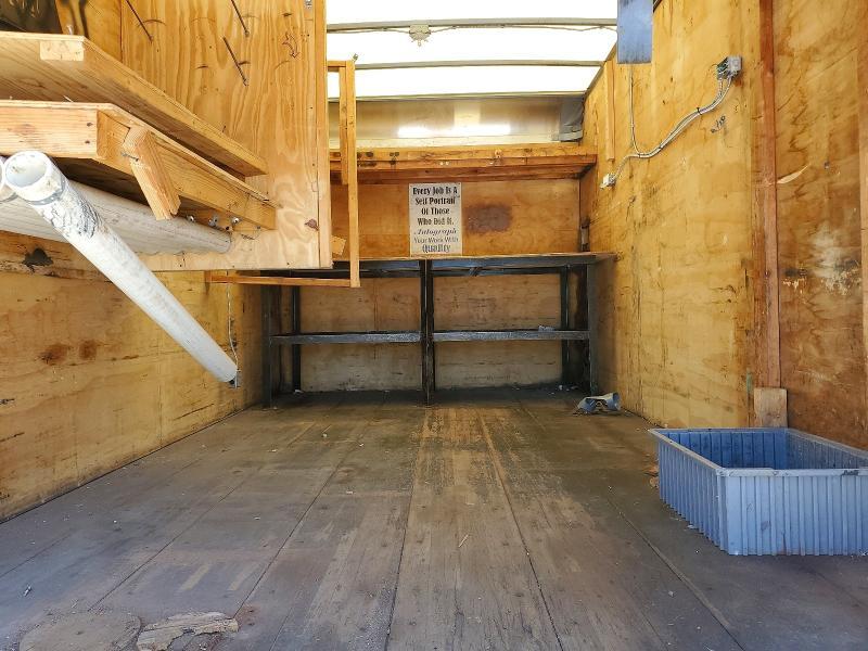 2015 Mitsubishi Fuso FEC52S BOX Truck