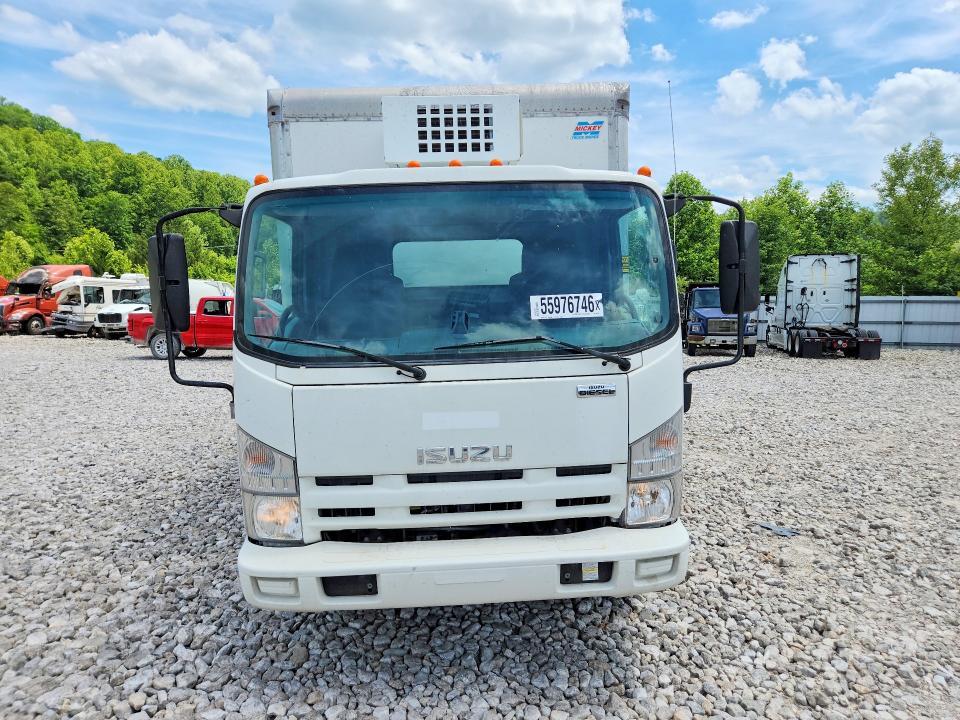 2015 Isuzu NQR Refrigerated BOX Truck