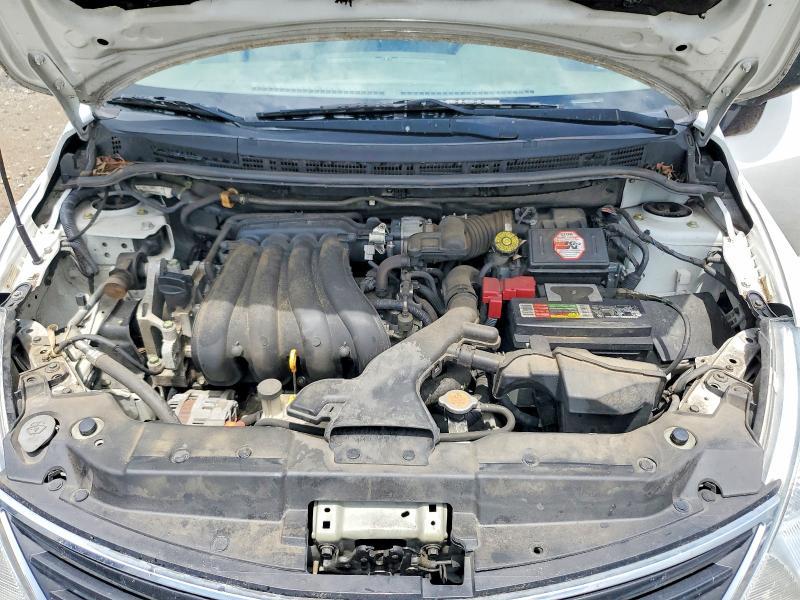 2012 Nissan Versa 1.8 s