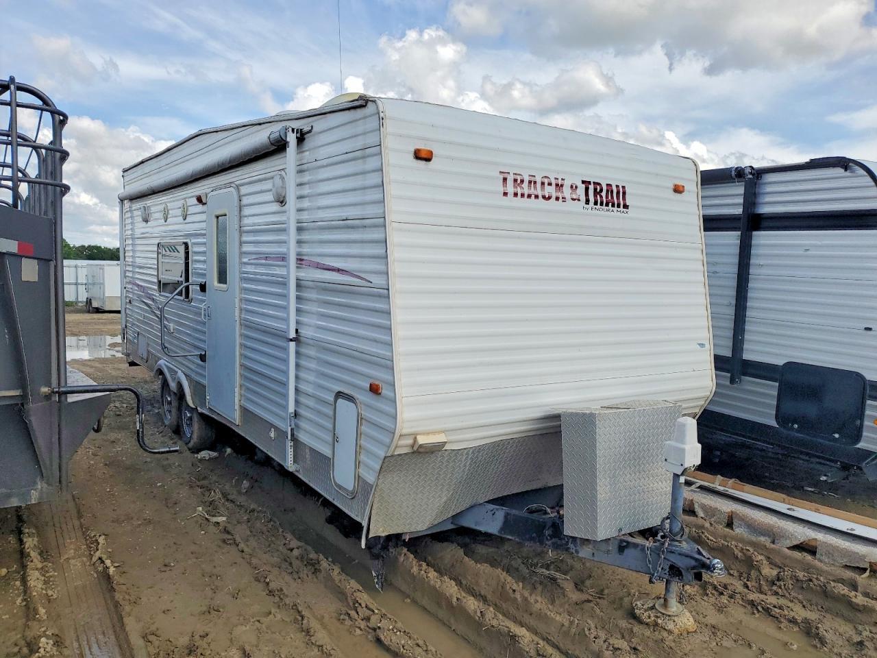 2007 Gulf Stream Track & Trail Camper