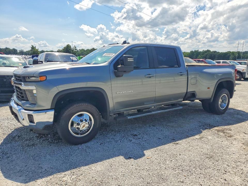 2024 Chevrolet Silverado K3500 LT