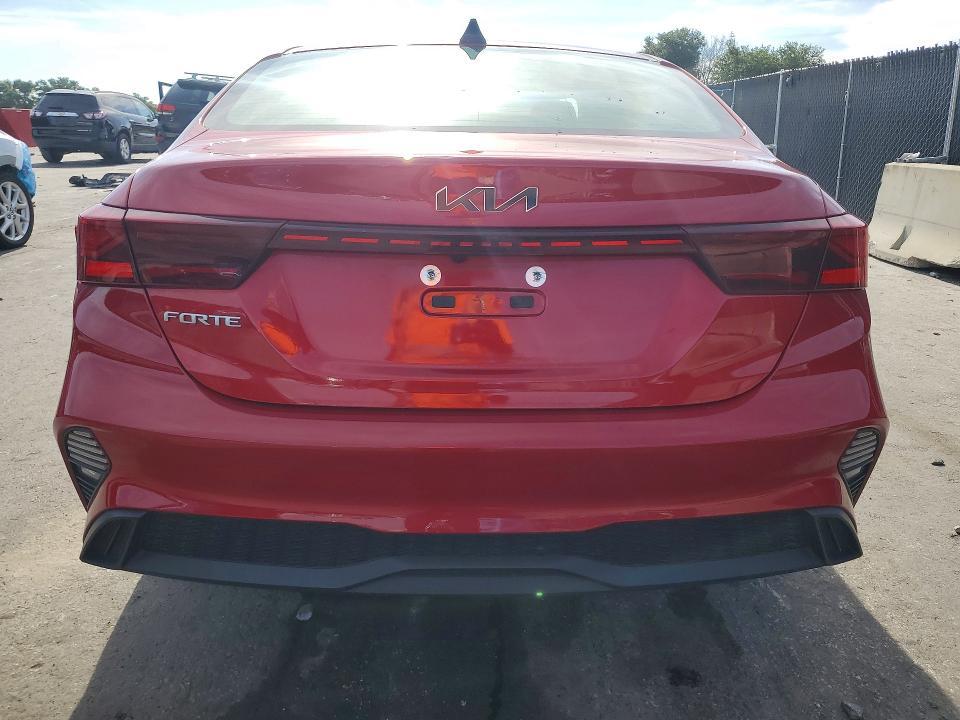 2022 KIA Forte lxs