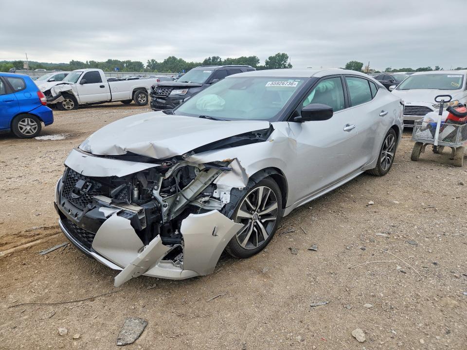 2020 Nissan Maxima s