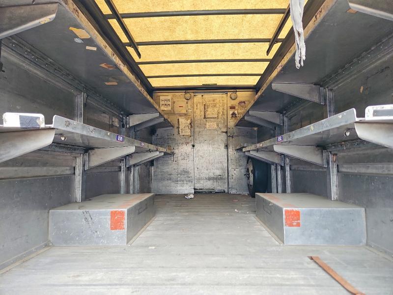 2000 Freightliner MT45 Chassis Delivery Truck