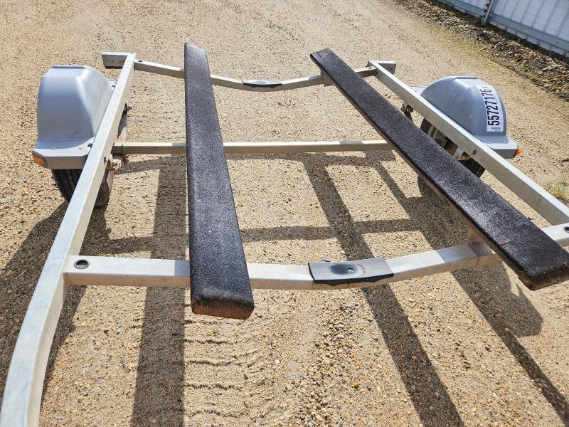 2011 Karavan 10-Boat Trailer