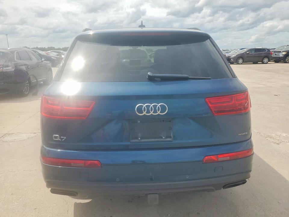 2019 Audi Q7 Prestige