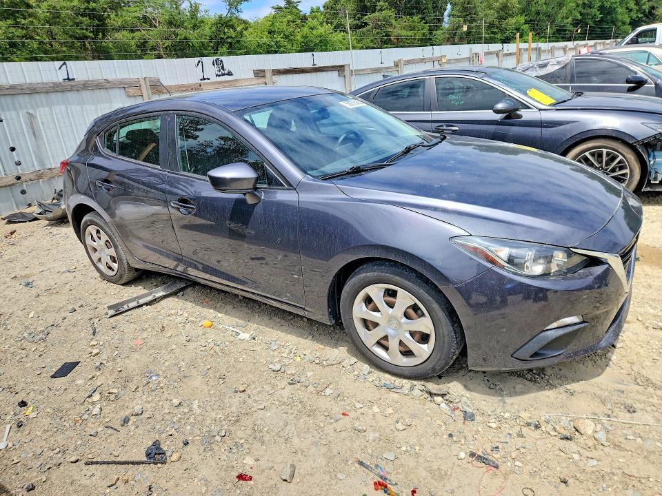 2016 Mazda 3 Sport