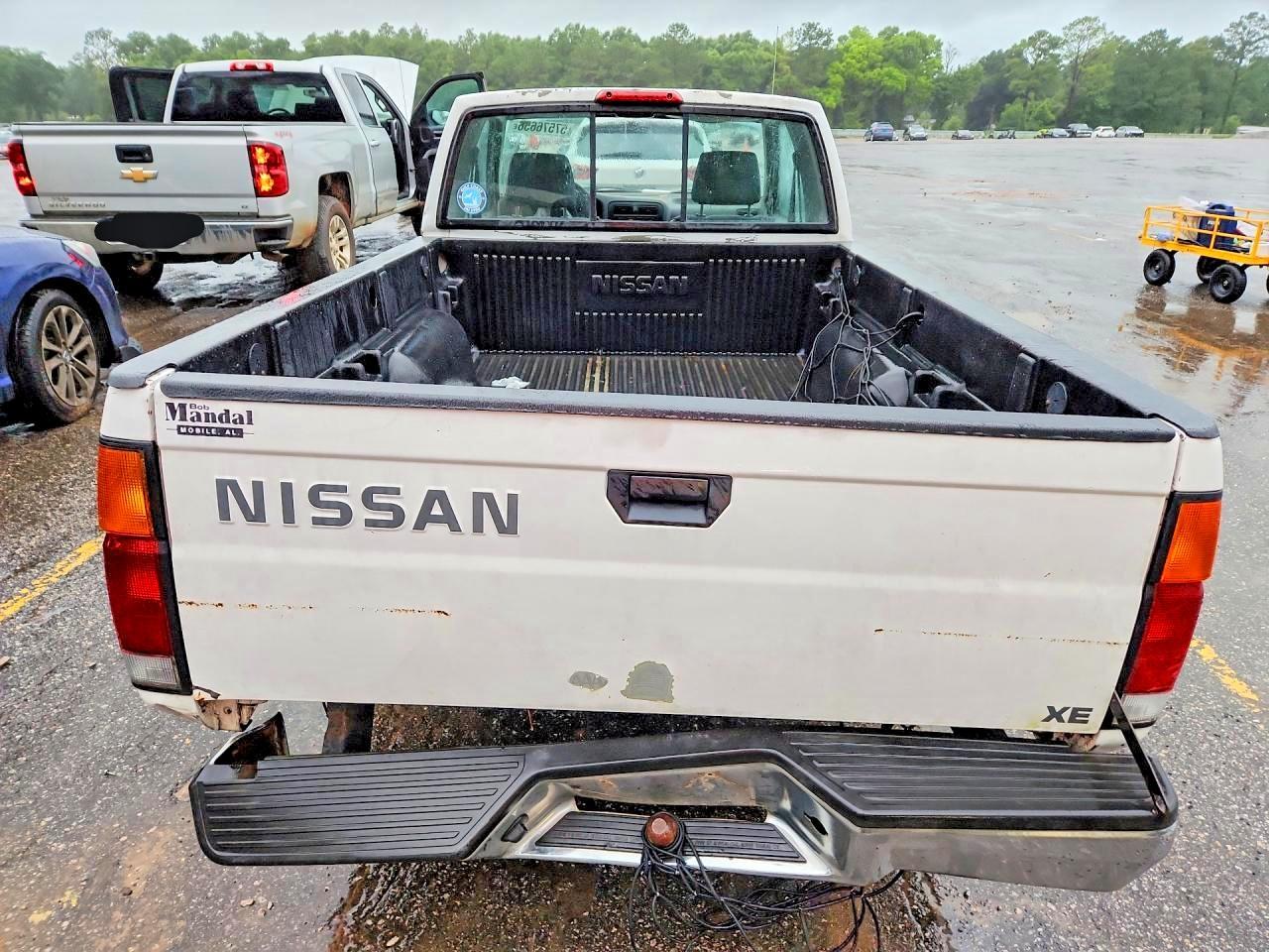 1997 Nissan Truck XE