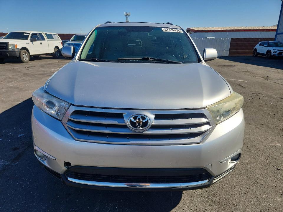 2011 Toyota Highlander se