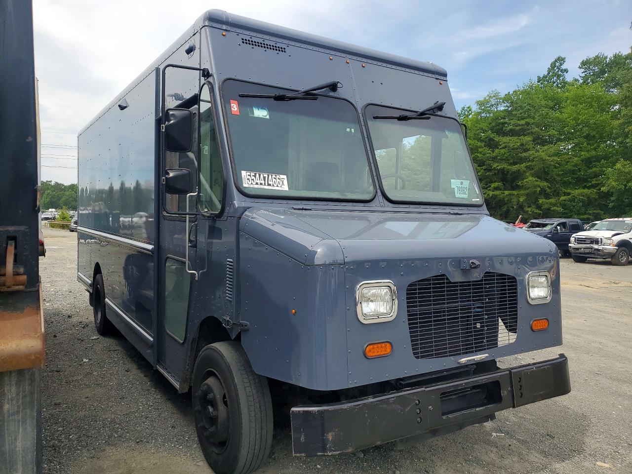 2021 Freightliner MT45G Chassis Delivery Truck