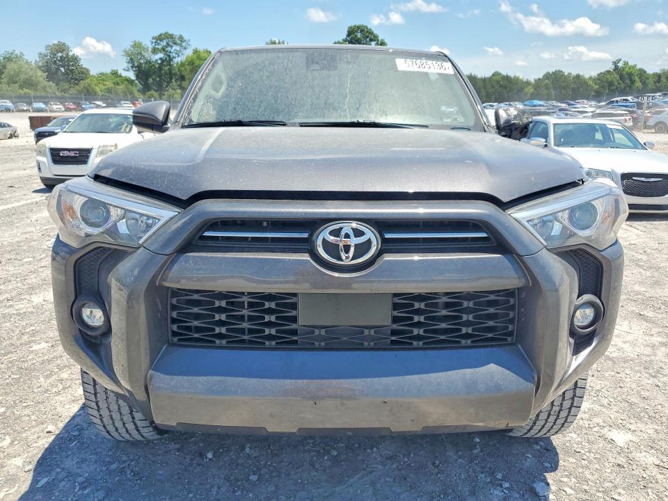 2022 Toyota 4runner SR5