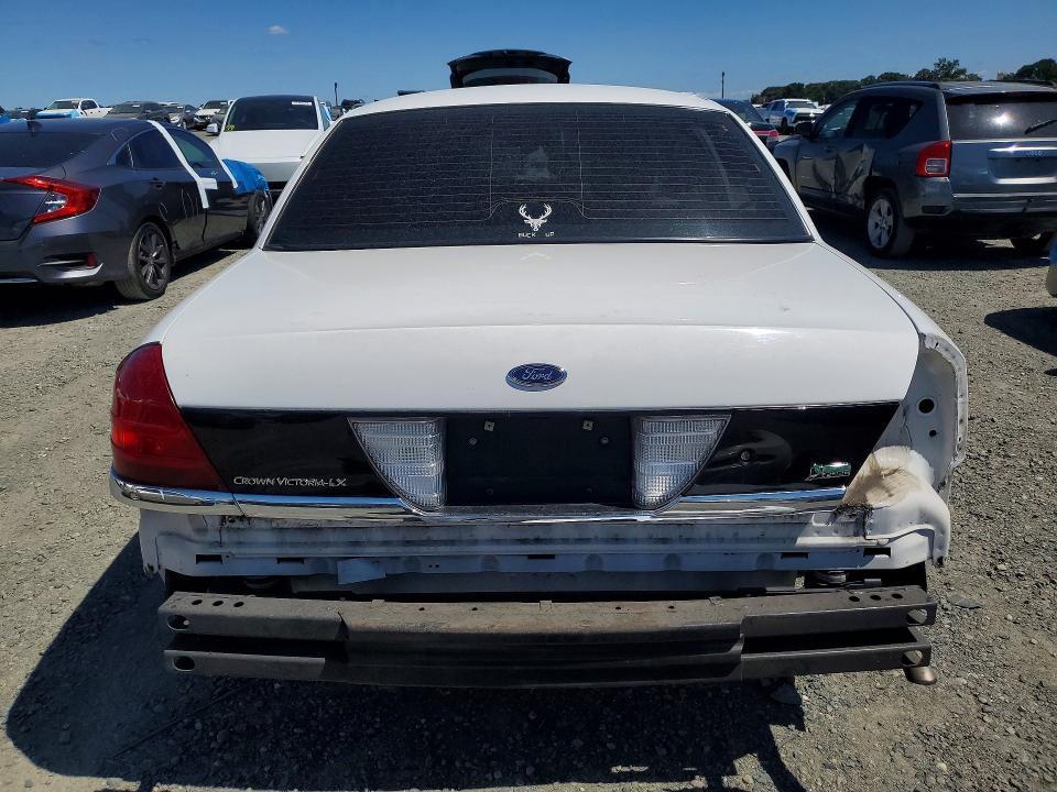 2011 Ford Crown Victoria lx