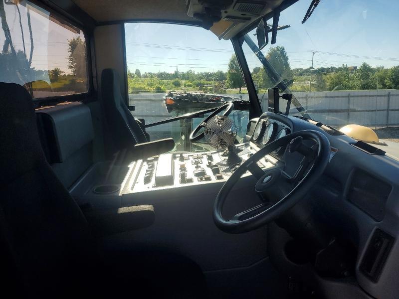 2011 Elgin 2011 Sweeper Truck
