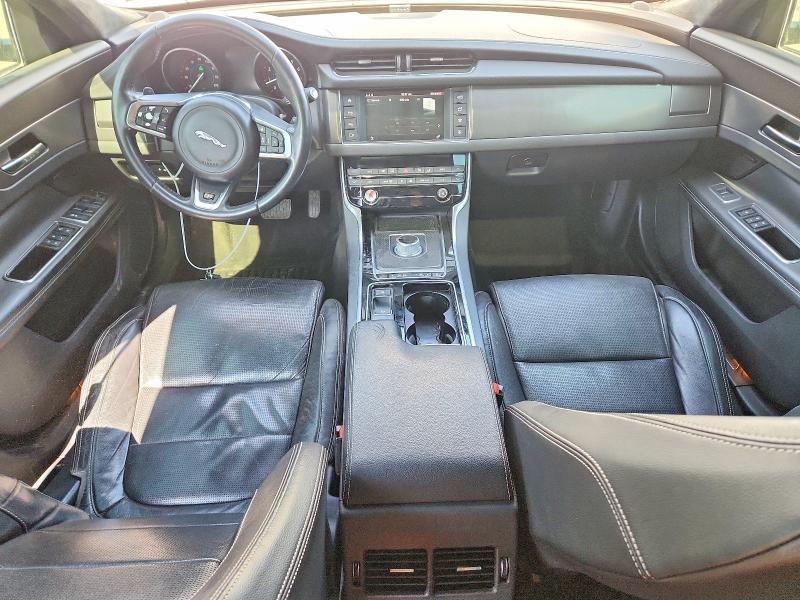 2016 Jaguar Xf s