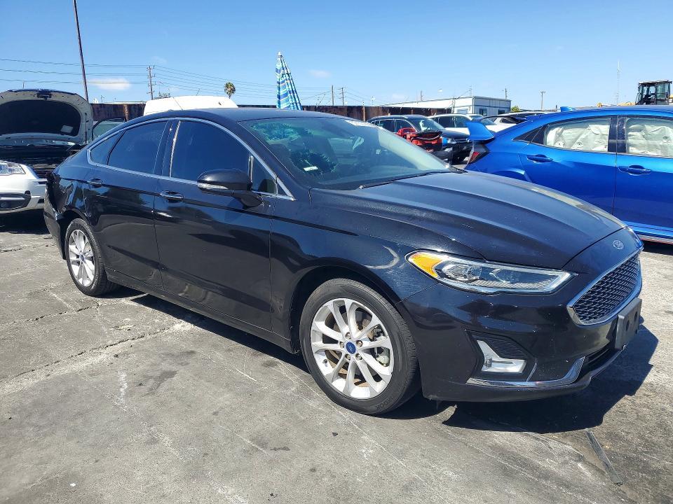 2020 Ford Fusion Titanium