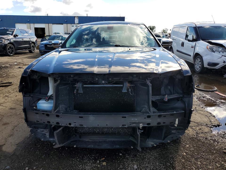 2016 Chrysler 300c