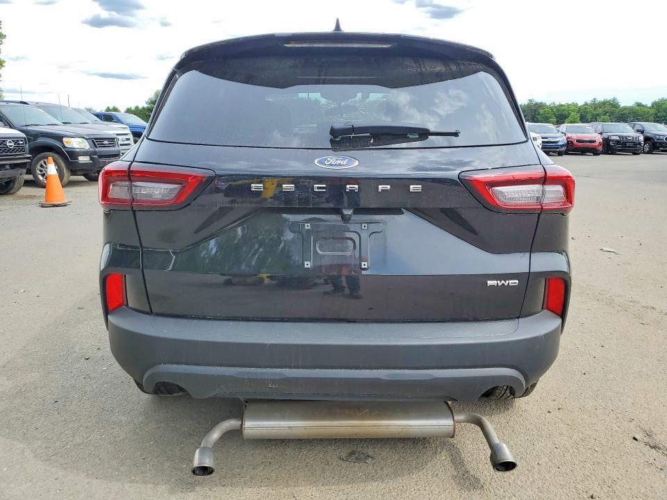 2025 Ford Escape st Line