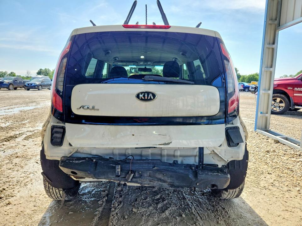 2016 KIA Soul Base