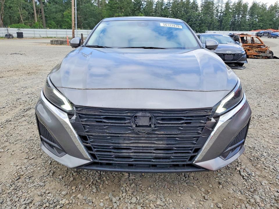 2023 Nissan Altima sl