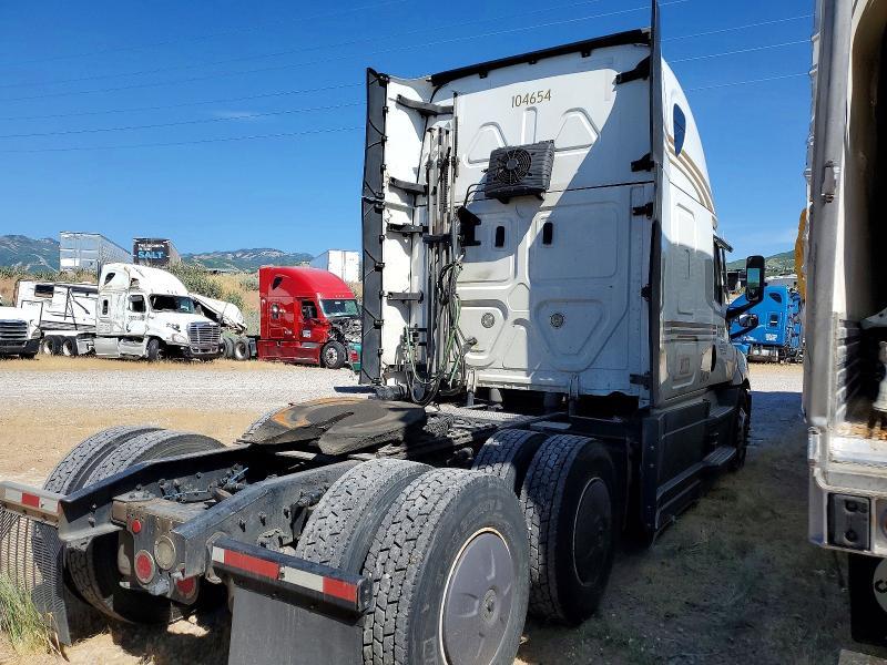 2022 Freightliner Cascadia 126 Semi Truck