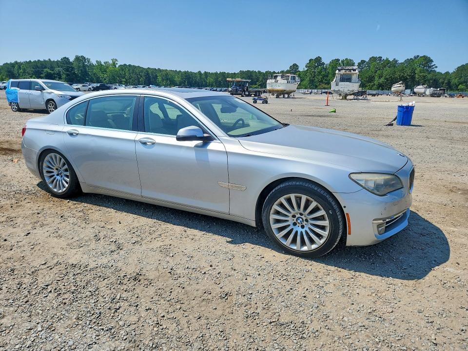 2013 BMW 750 li