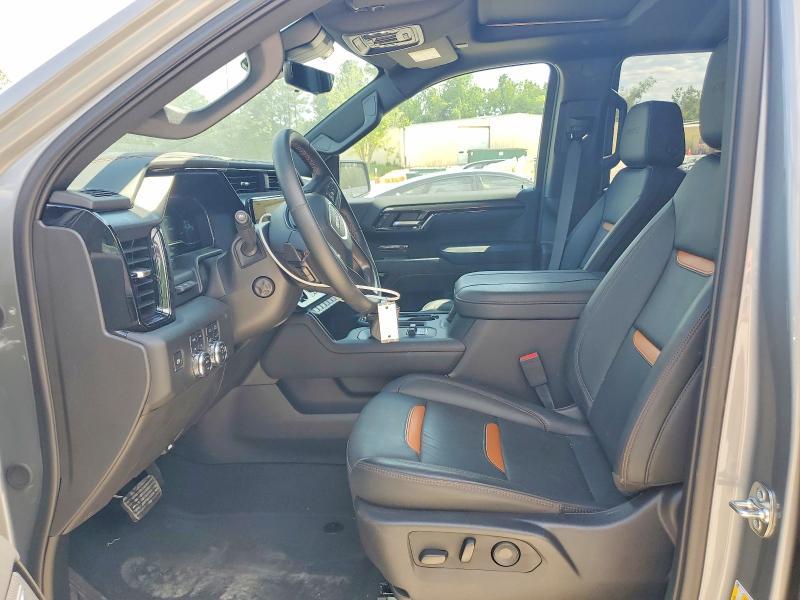 2025 GMC Sierra K1500 AT4