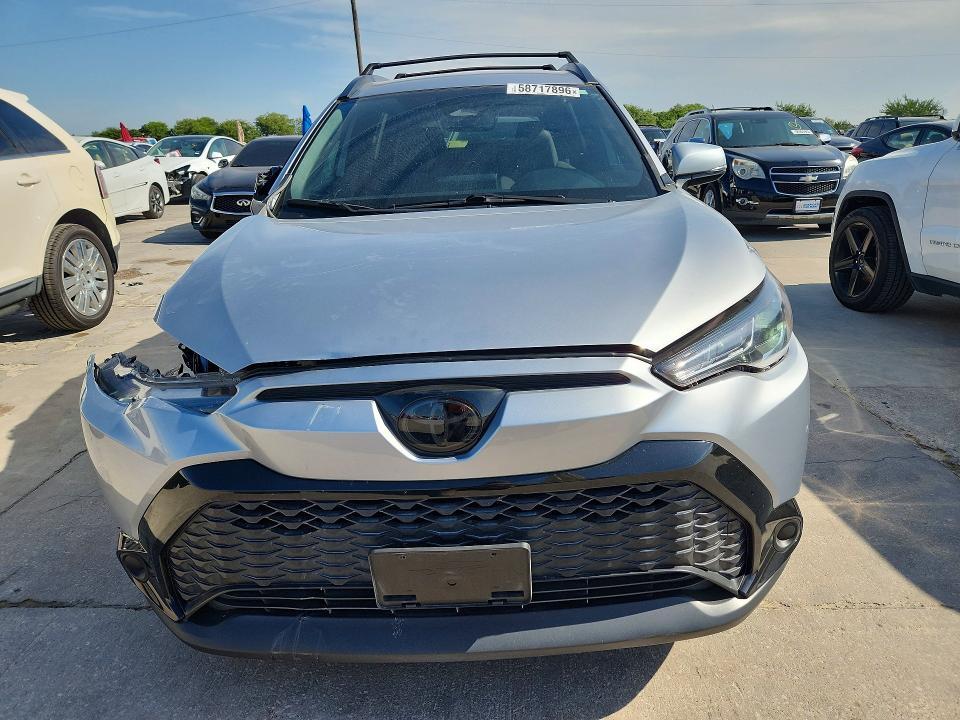 2024 Toyota Corolla Cross Hybrid se