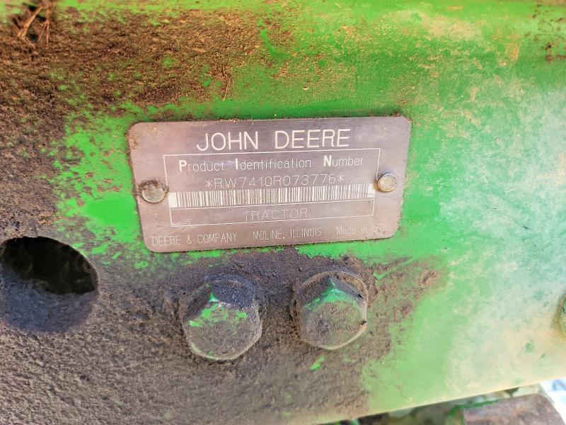 2002 John Deere 7410-Tractor