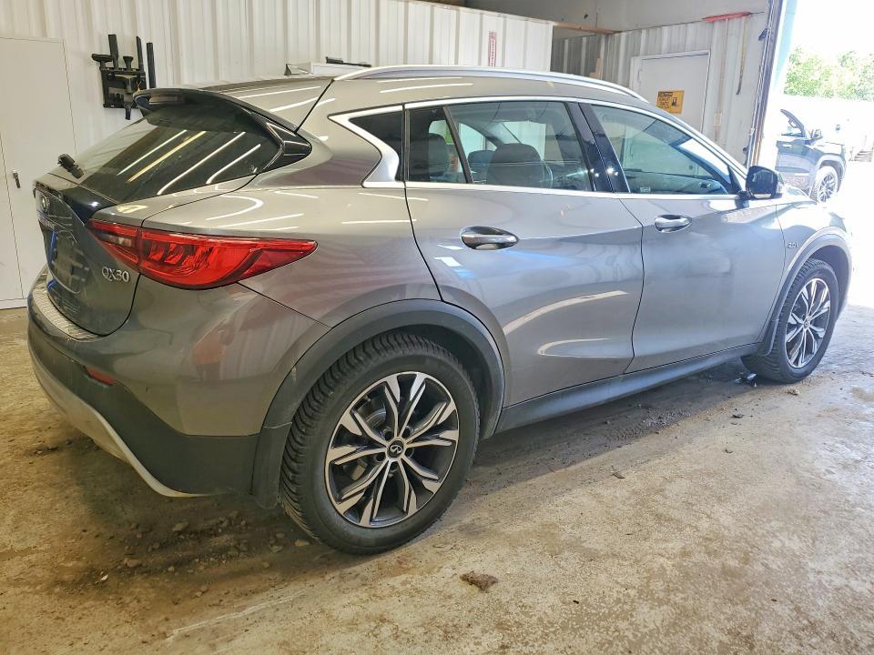 2017 Infiniti Qx30 Premium